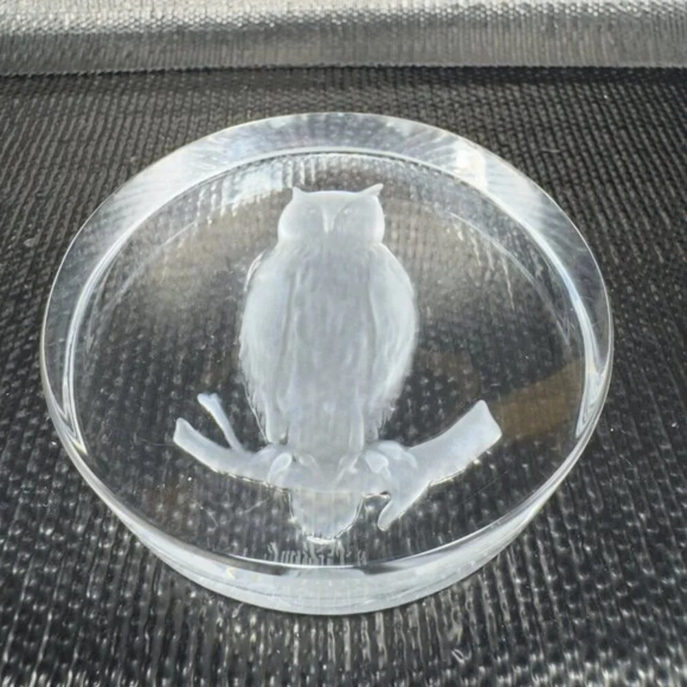 Val Saint Lambert Intaglio‎ Perched Owl Glass Paperweight Signed Clear Crystal